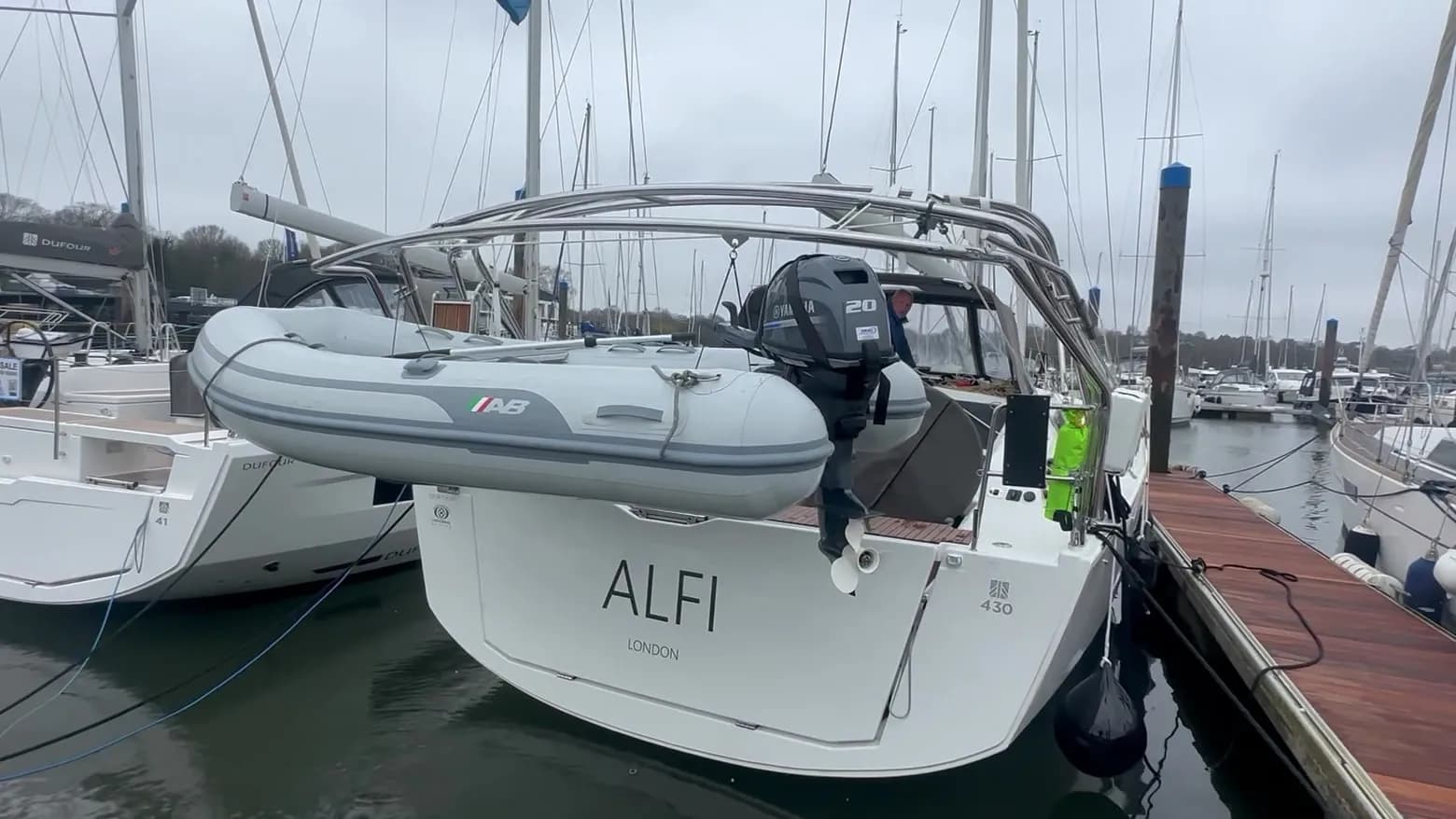 Dufour 430 — Valkiry Solar Arch thumbnail 2