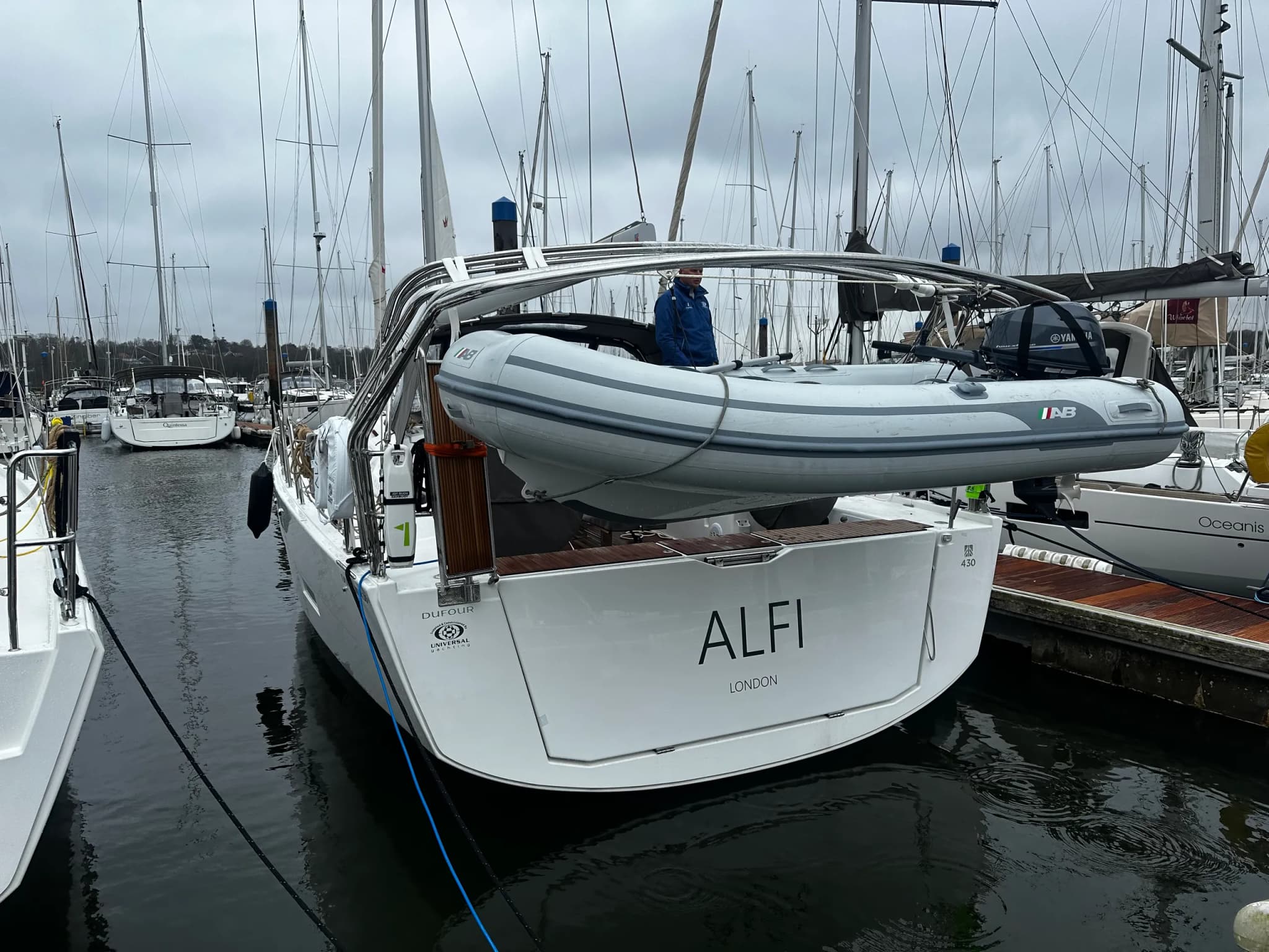 Dufour 430 — Valkiry Solar Arch thumbnail 10