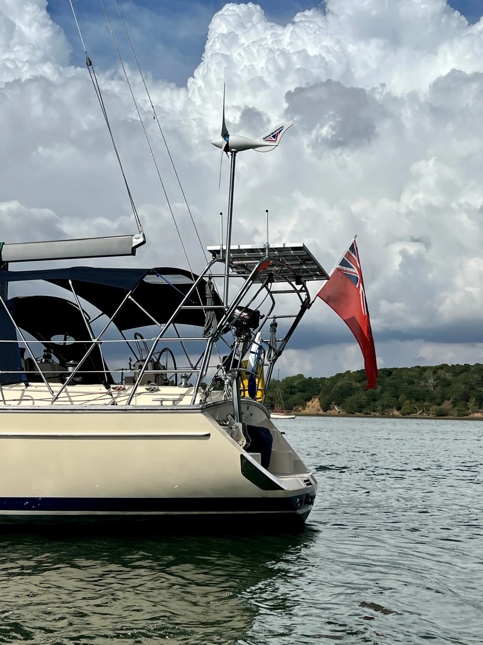 Island Packet 440 — EIVIVA — Eiviva Solar Arch thumbnail 6