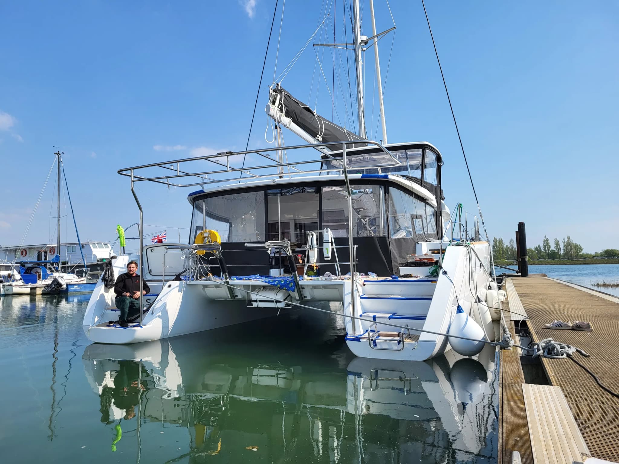 Lagoon 45 — Ribodo — Custom Catamaran Solar Arch thumbnail 9