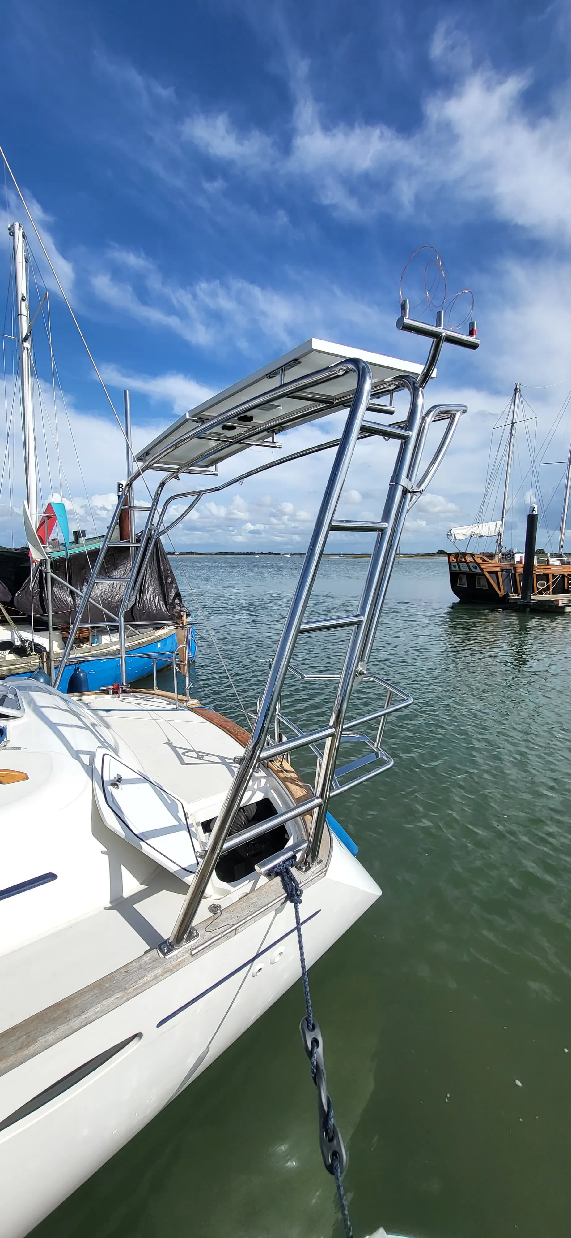 Moody 38 — Eiviva Solar Arch thumbnail 2