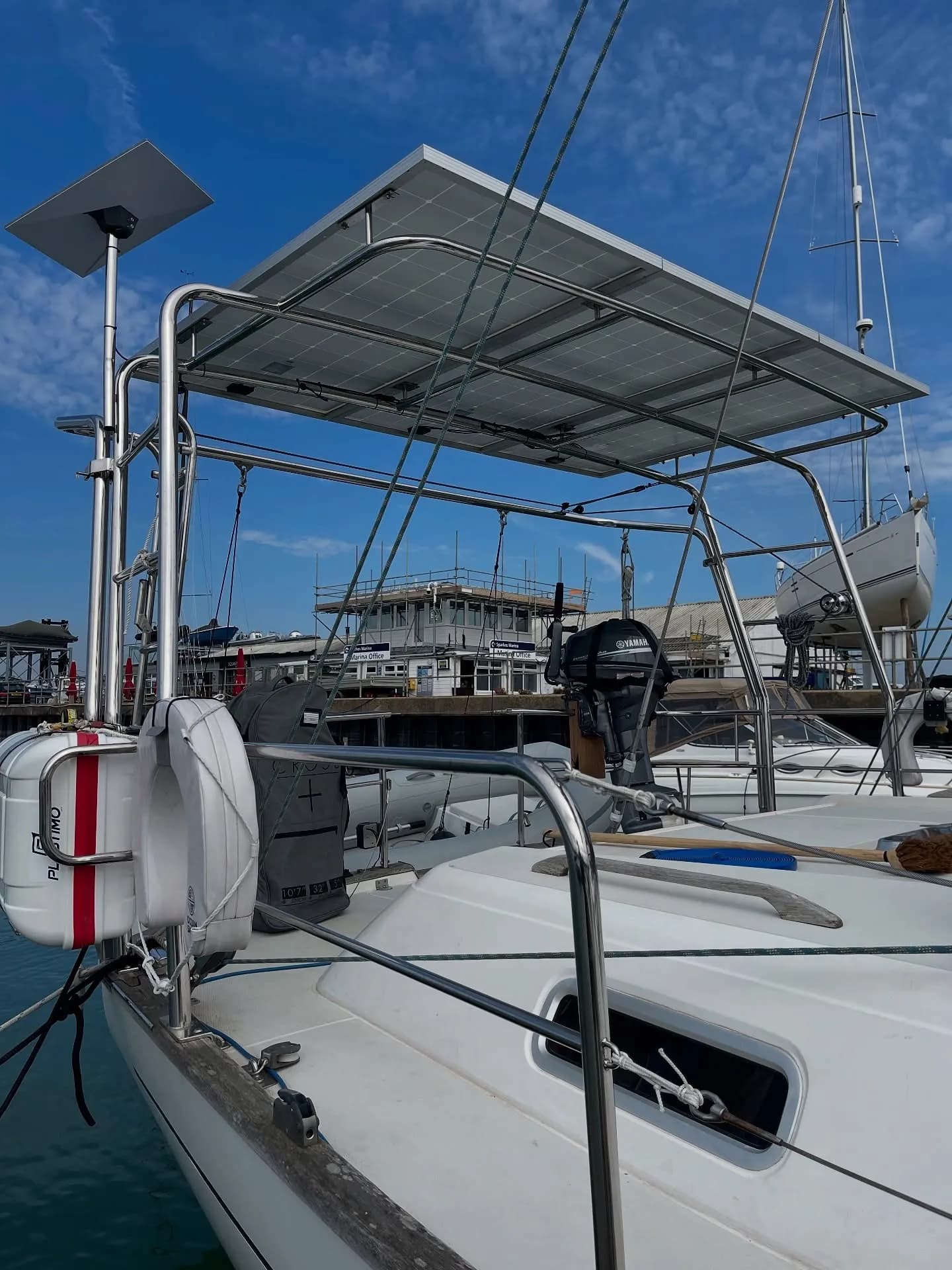 Moody 54 — Valkiry Solar Arch (Modified Forward-Facing) thumbnail 6