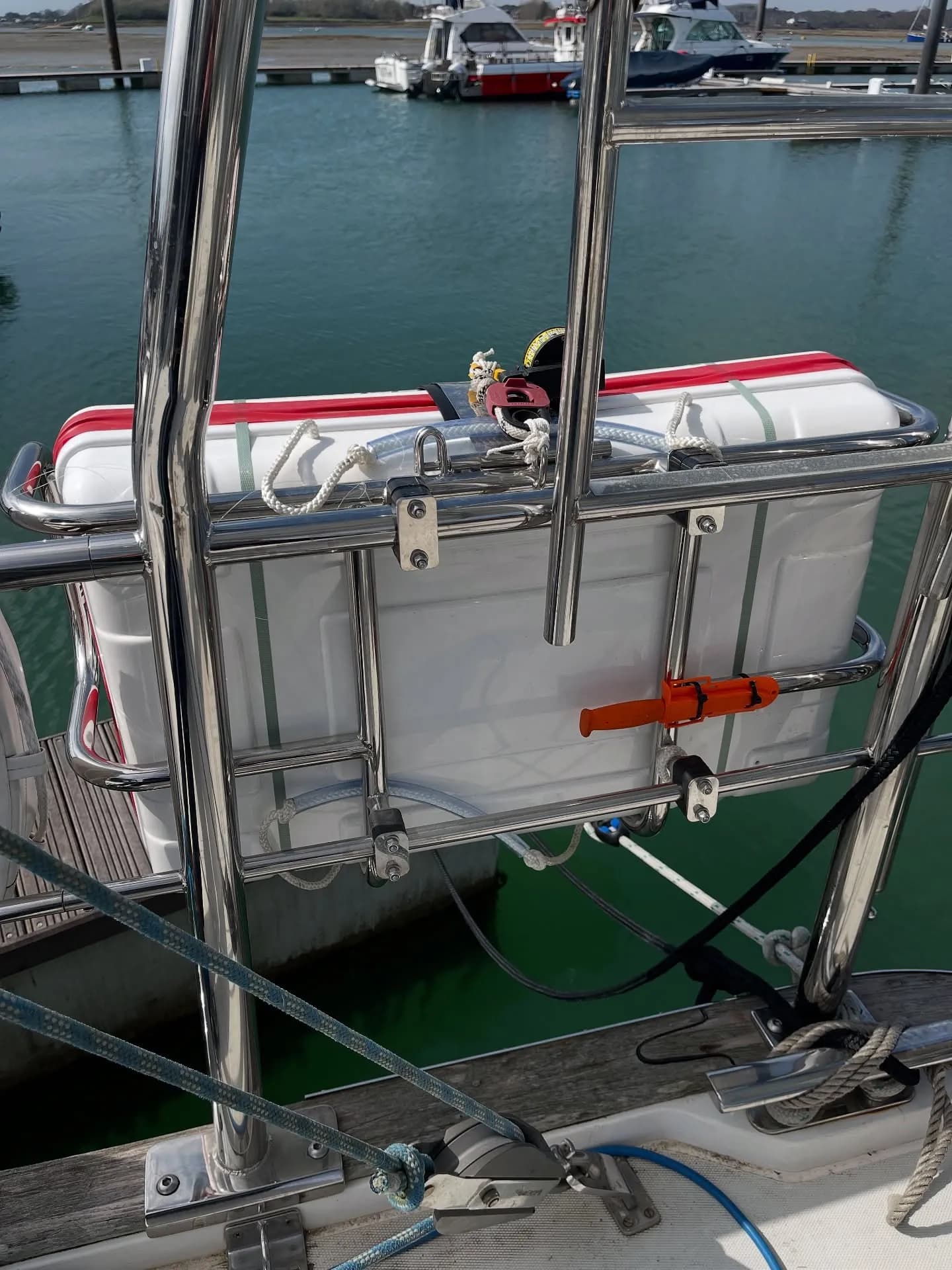 Moody 54 — Valkiry Solar Arch (Modified Forward-Facing) thumbnail 12