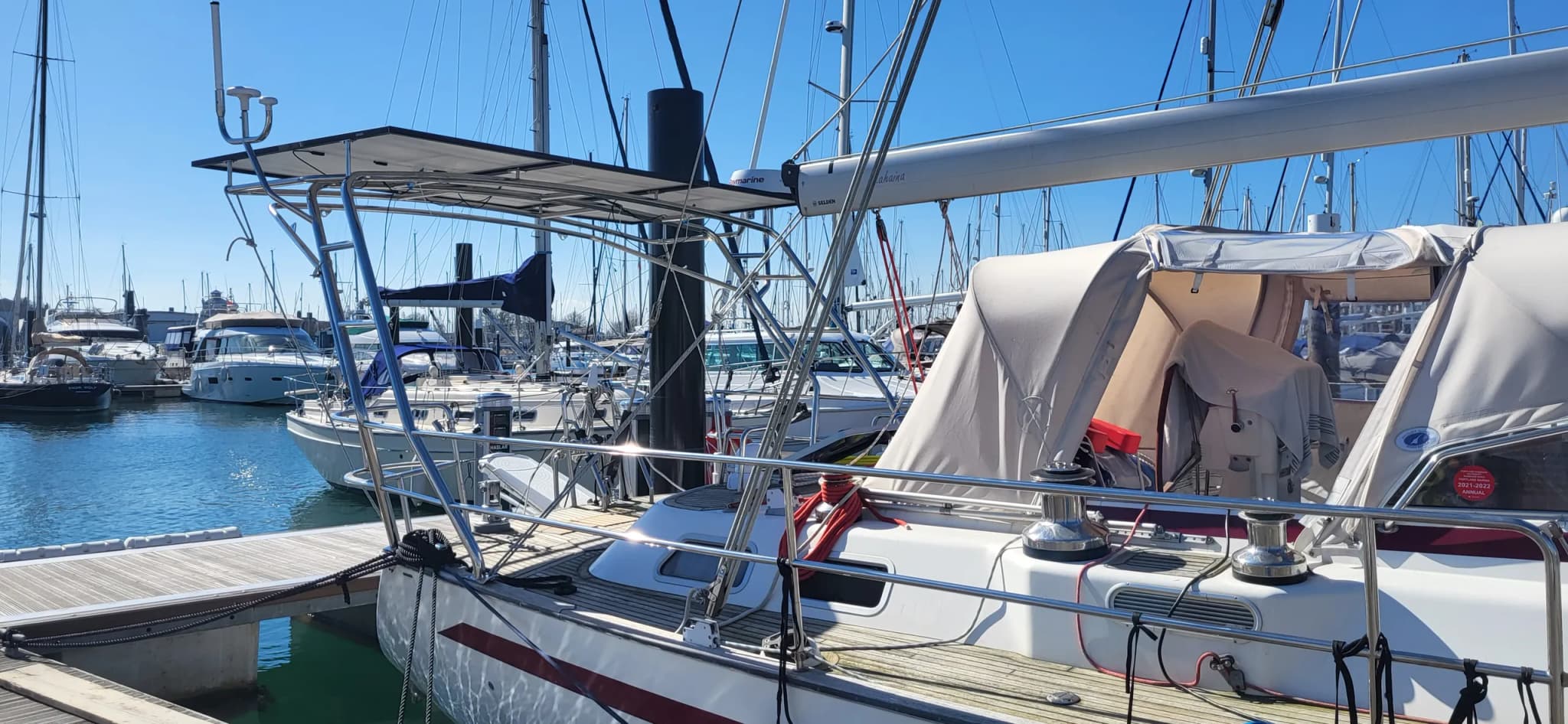 Najad 49 — Lahaina — Valkiry Solar Arch thumbnail 3