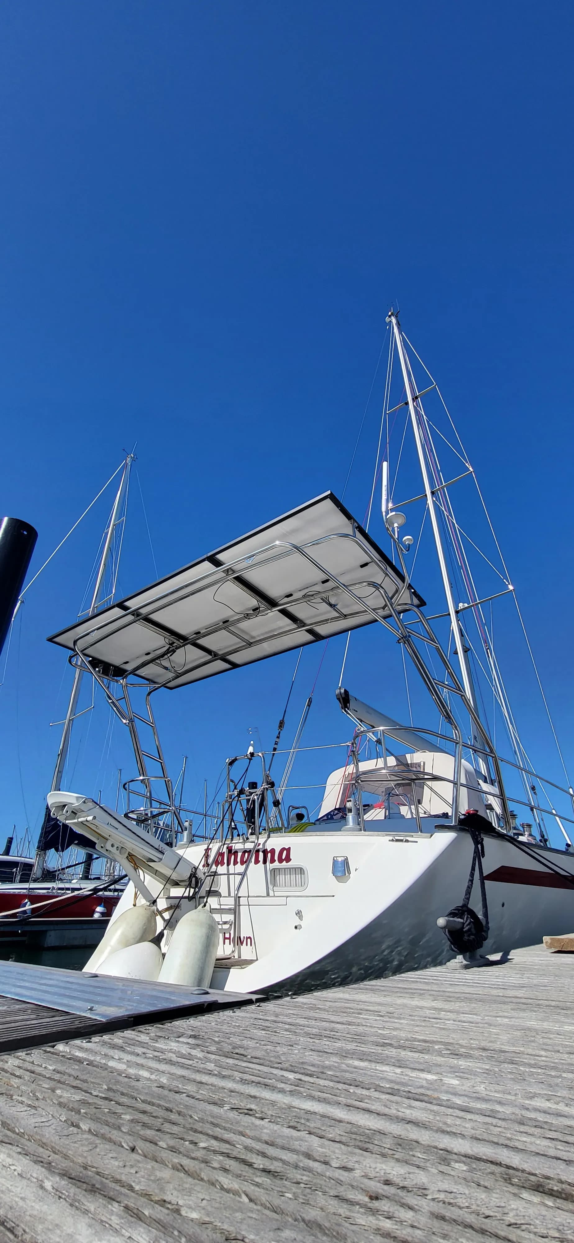 Najad 49 — Lahaina — Valkiry Solar Arch thumbnail 10