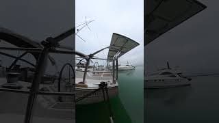 Beneteau Oceanis 45 — Roll bar solare Valkiry video 1